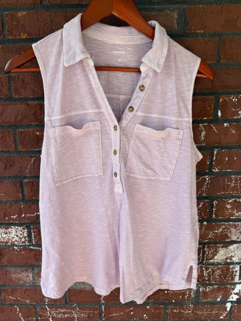 Sleeveless top